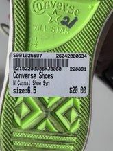 Load image into Gallery viewer, Converse W Shoes Size 6.5
