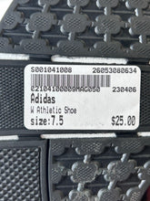 Load image into Gallery viewer, Adidas W Shoes Size 7.5
