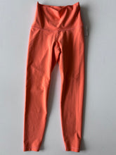 Load image into Gallery viewer, Old Navy W Athletic Pants Size S
