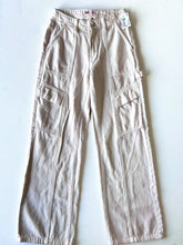 Load image into Gallery viewer, SO Pants Size 3/4
