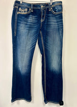Load image into Gallery viewer, Rock Revival Denim Size 13/14 (32)
