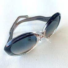 Load image into Gallery viewer, Glasses
