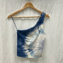 Load image into Gallery viewer, American Eagle Tank Top Size Small

