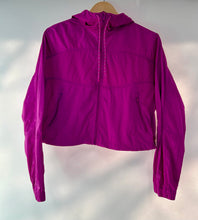 Load image into Gallery viewer, Lululemon Outerwear Size Small
